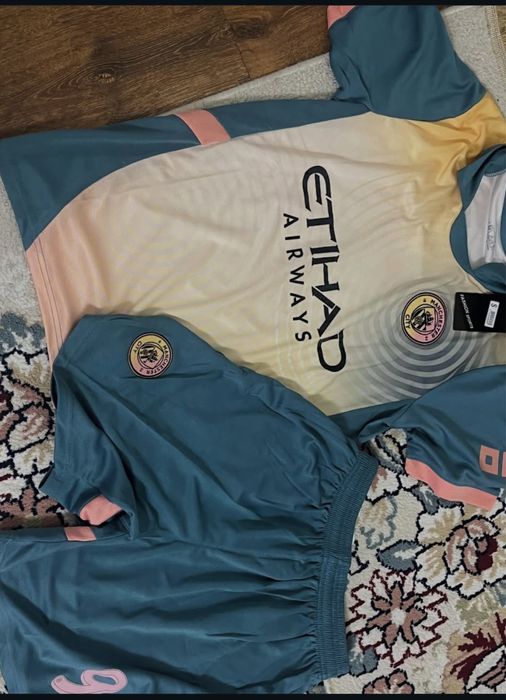 Формы и ретро футболки