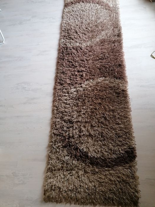 Страхотни пътеки и килим.