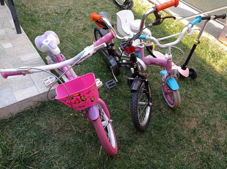 2 biciclete de copii si o trotineta