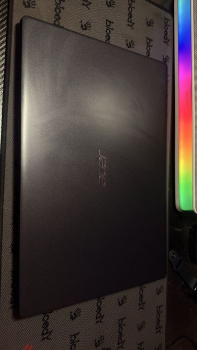 Aser Aspire 3 AMD Ryzen 5 3500U