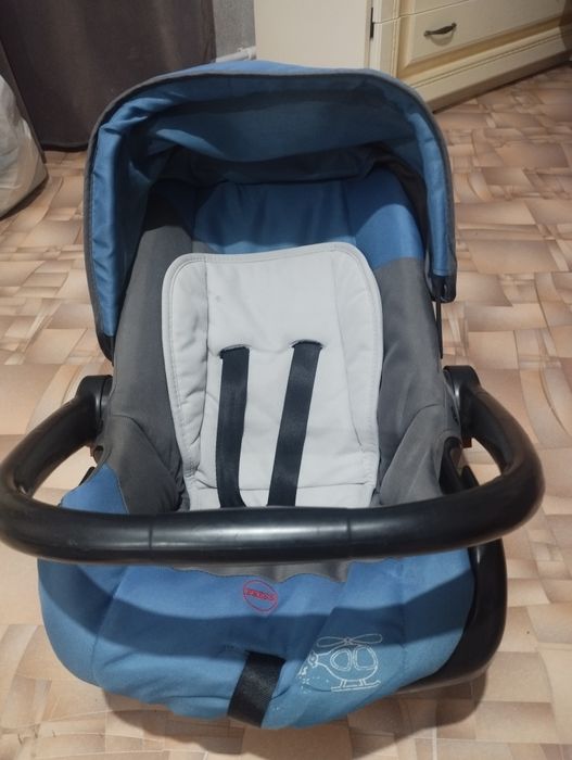 Автолюлька в автомобиль