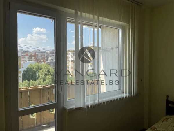 Продава се Тристаен апартамент в Пловдив, Кючук Париж - 86 кв.м за 1489 €/кв.м - Снимка #1