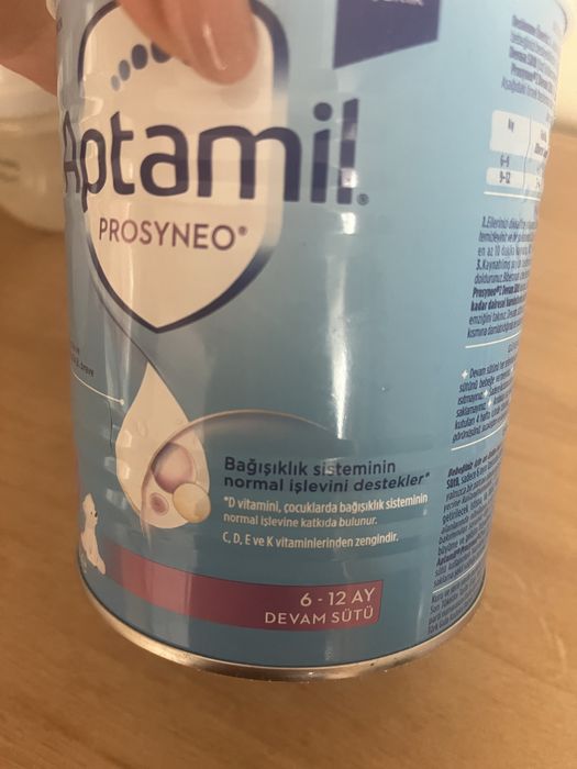 Vând Aptamil prosyneo