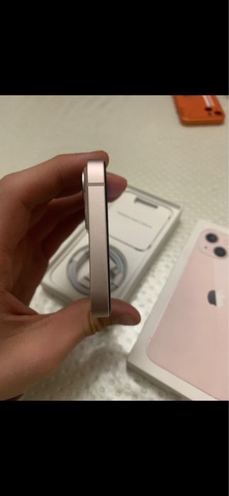 iPhone 13 в идиальном состояние
