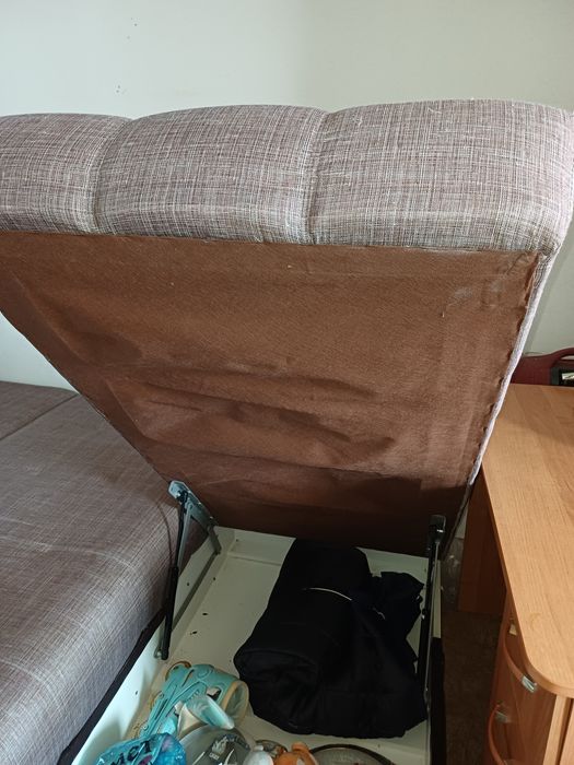 Продам диван дёшево