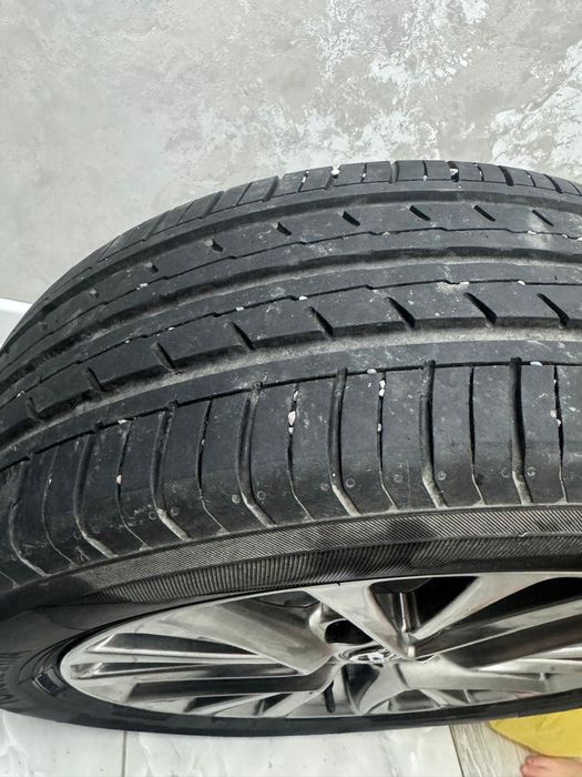 Комплект дисков с шинами