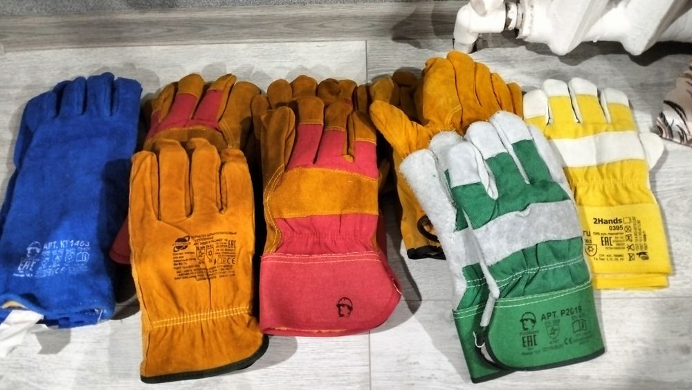 Продается зимние рабочие перчатки