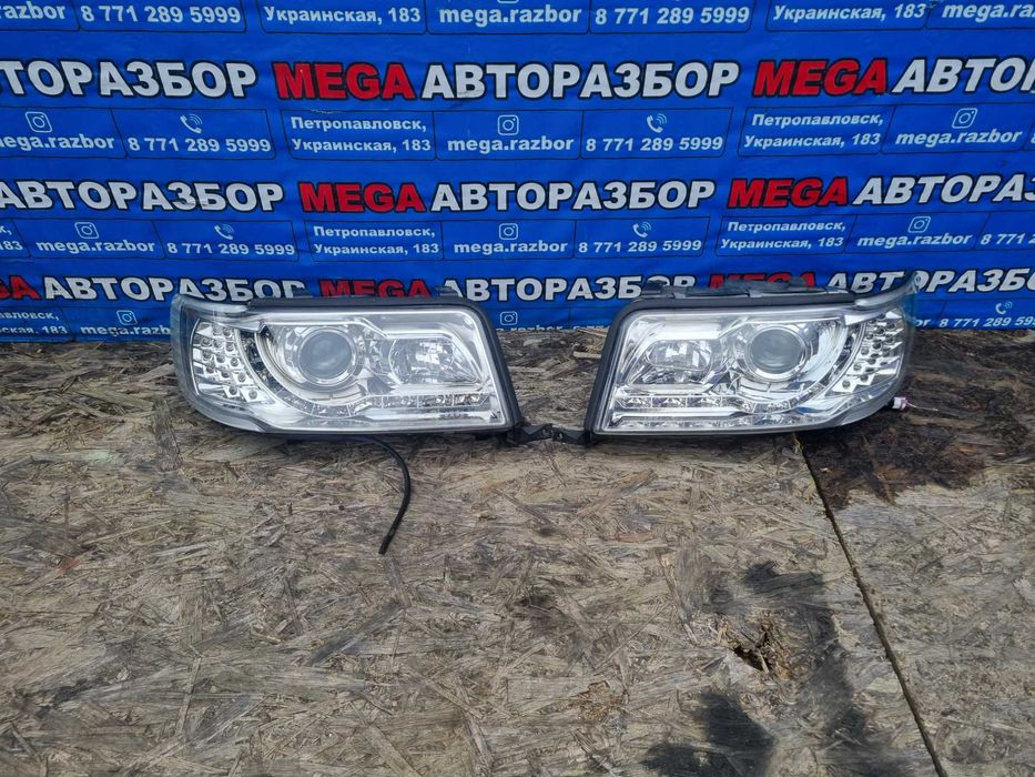 Фары на Ауди С4 / Audi C4