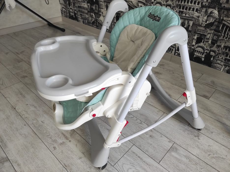 Продаю стул детский для кормления.