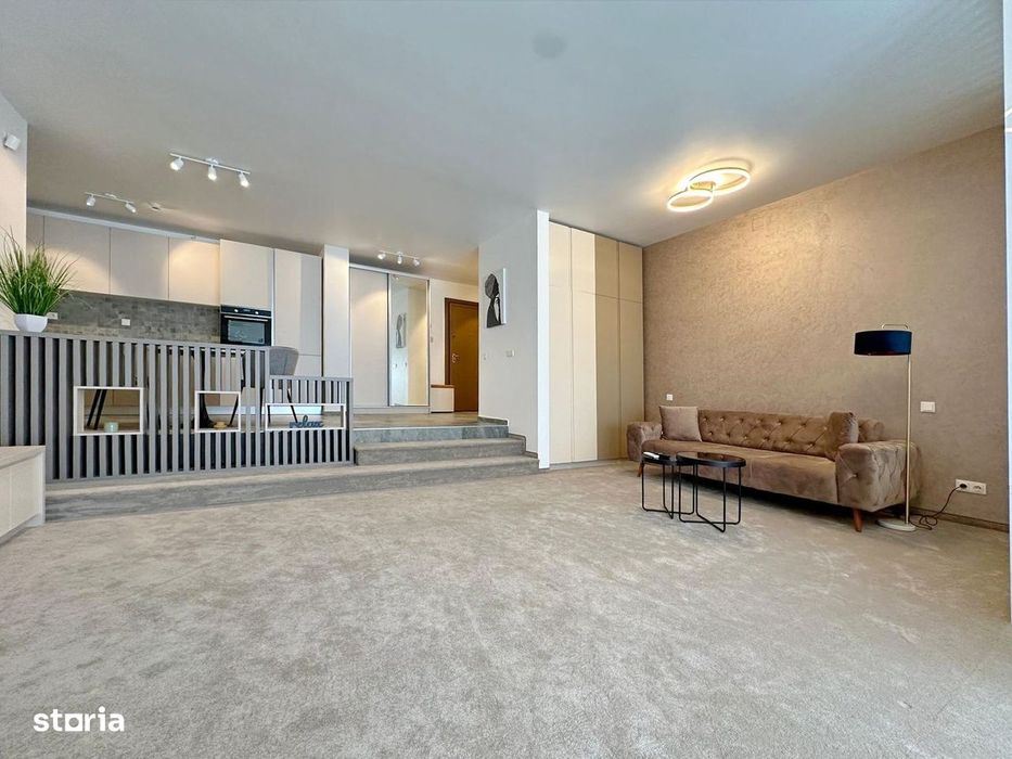 Studio spațios de închiriat — Bellevue Residence, mobilat, terasă, par