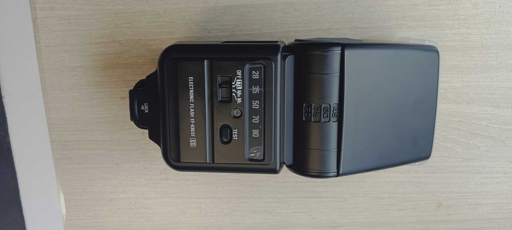 Продавам Sigma EF-430ST за Canon
