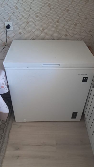 Продам морозильник