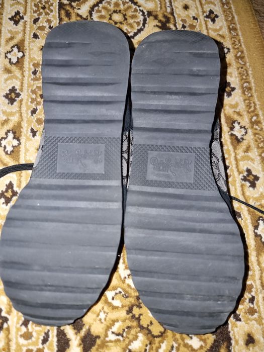 Adidași comozi Coach 39,5