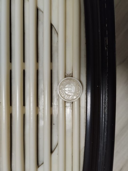 Продавам радио точка - старинна