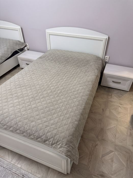 Продается комплект спальной мебели (срочно!)