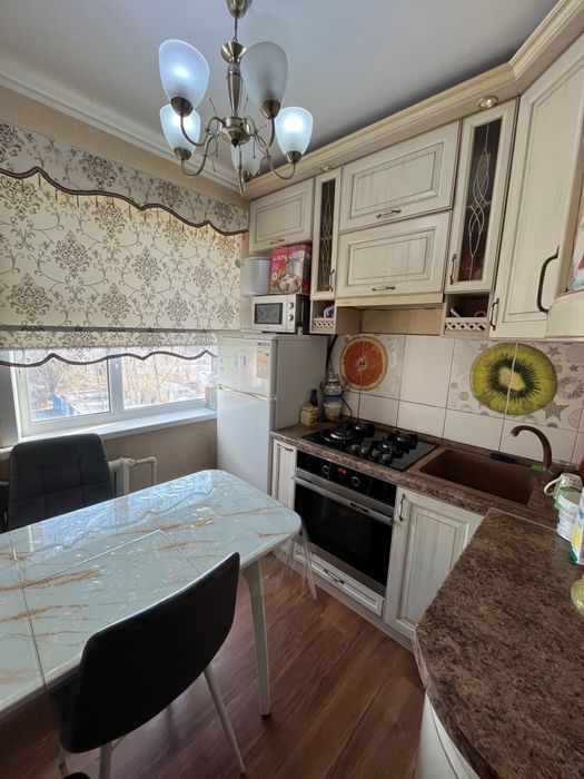 3 комнотный квартира продаю