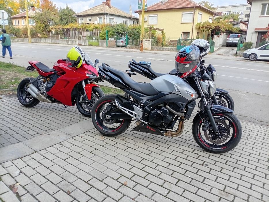Suzuki gsr600 gsr 600