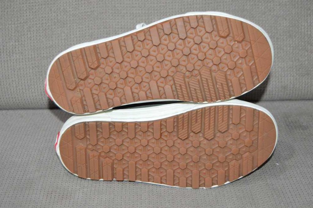 Ghete imblanite Vans Sk8-Hi MTE-1 Grape Leaf 38.5 Primaloft