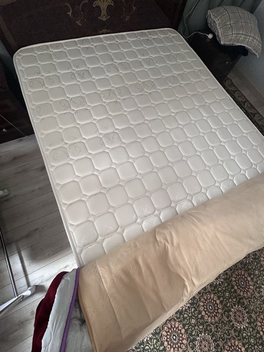 Матрац двухспальный