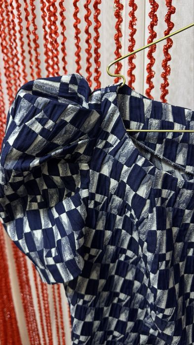 Разгружаю гардероб.