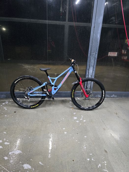 Downhill колело specialized expert 29.