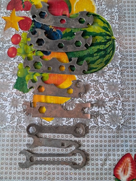 Продам ключи разные