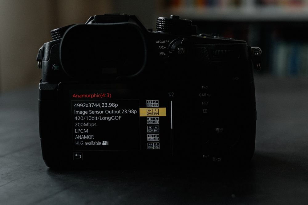 Продавам 10bit 422 камера Panasonic Lumix GH5