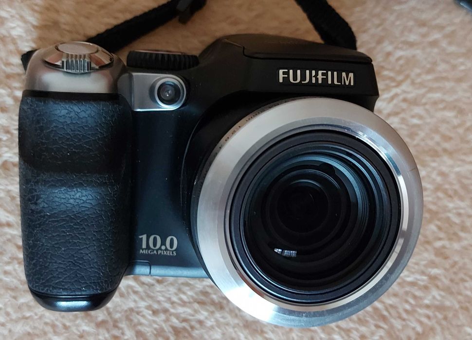 Fujifilm FinePix S8100fd