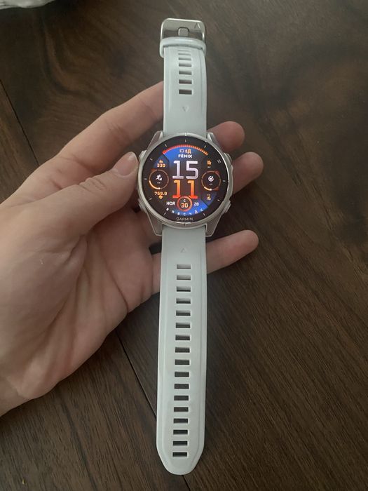 Часы Garmin Fenix 8 ( послелняя модель)
