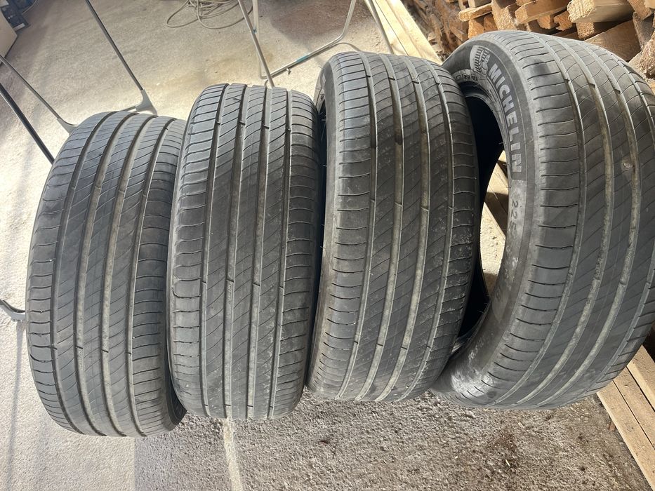 225 55 18 michelin