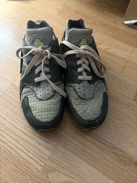 Продавам мъжки обувки Nike Air Huarache 41 номер