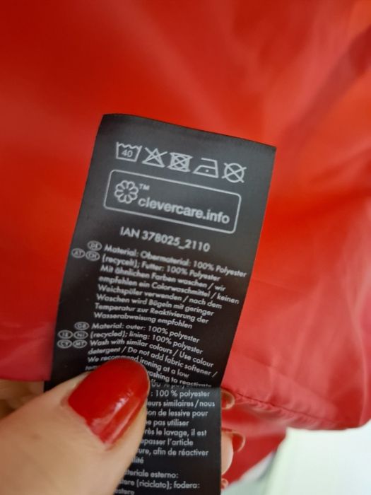 Haina de dama pentru ploaie