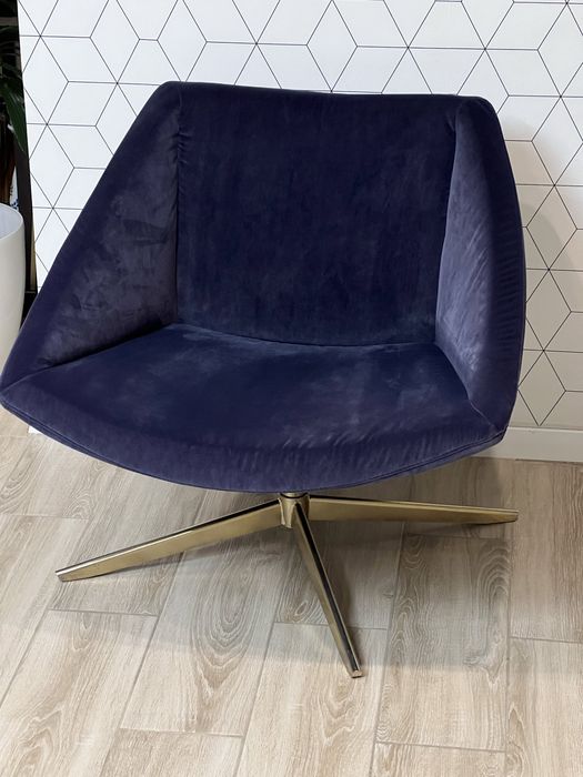 Vând fotoliu elegant rotativ de catifea