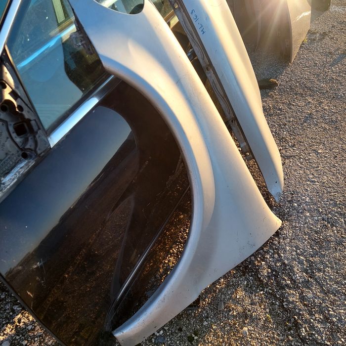 Ляв и десен калник за Ml W163/ Мерцедес Мл фейслифт