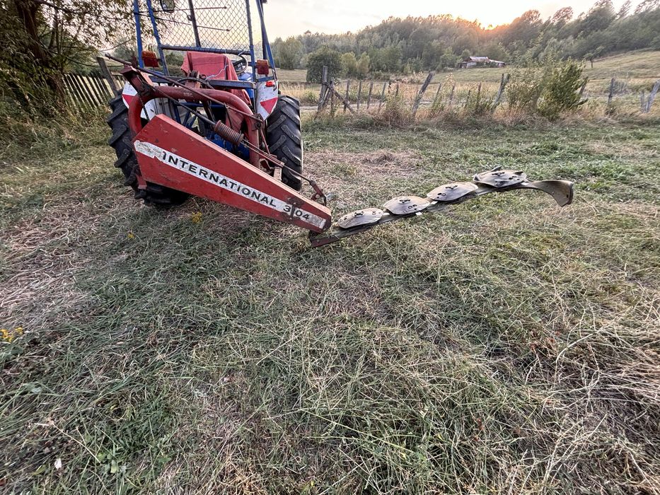 Cositoare international 3104 hidraulica