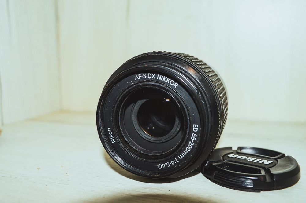 Obiectiv nikon 55-200mm