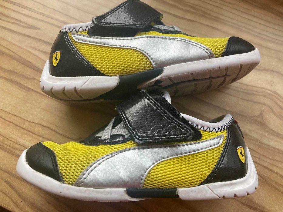 Запазени детски маратонки Пума Ферари 24 размер