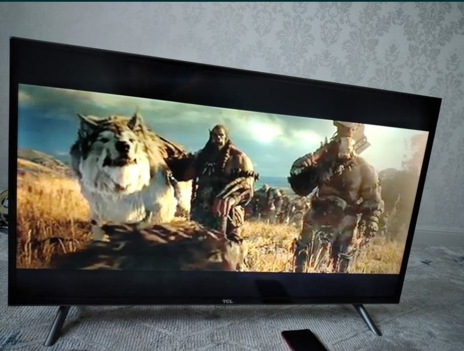 TCL телевизор новый