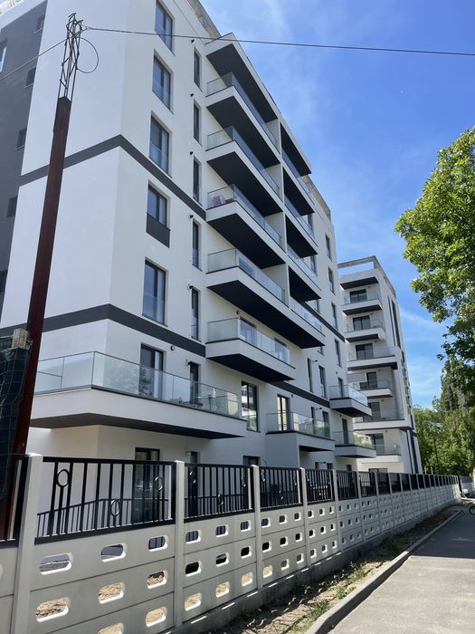 Balustrada din sticla securizata pentru balcoane