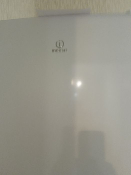 Холодильник индезит