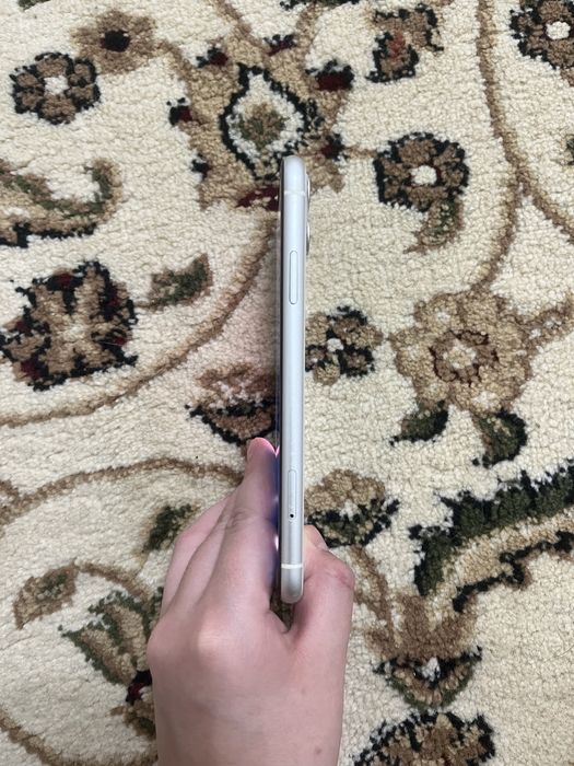 Iphone 11 в отличном состоянии