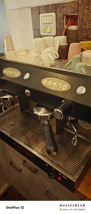Aparat cafea profesional plus râșniță