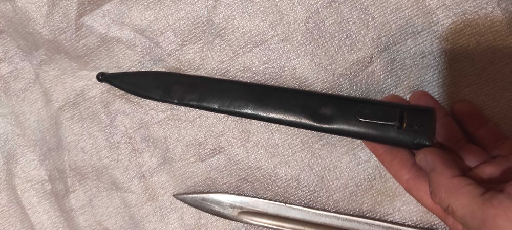 Щик Manliher с две чисто нови кании