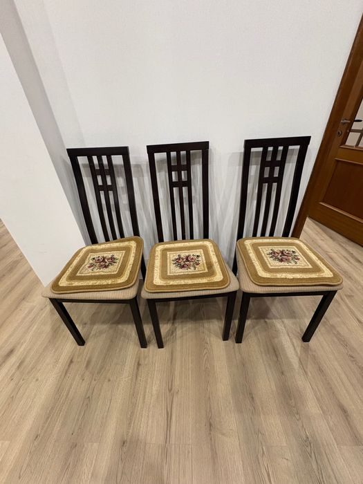 Продам стол и 3 стула