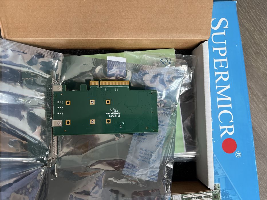 Adaptor Supermicro AOC-SLG3-2M2 PCI-E 3.0 x8 la NMVe M.2