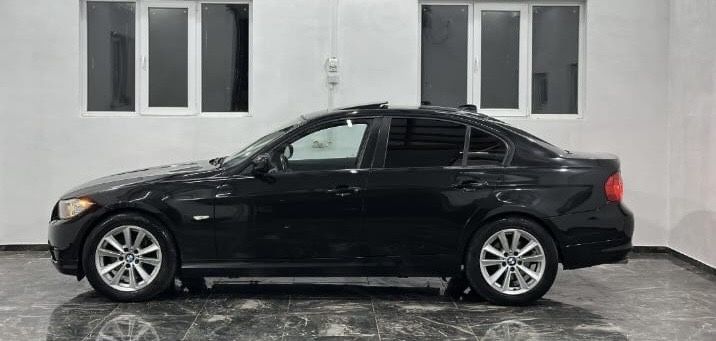 BMW 3 Series 2011 — imagine 5