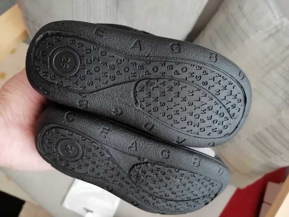 Пантофи Гезер номер 26