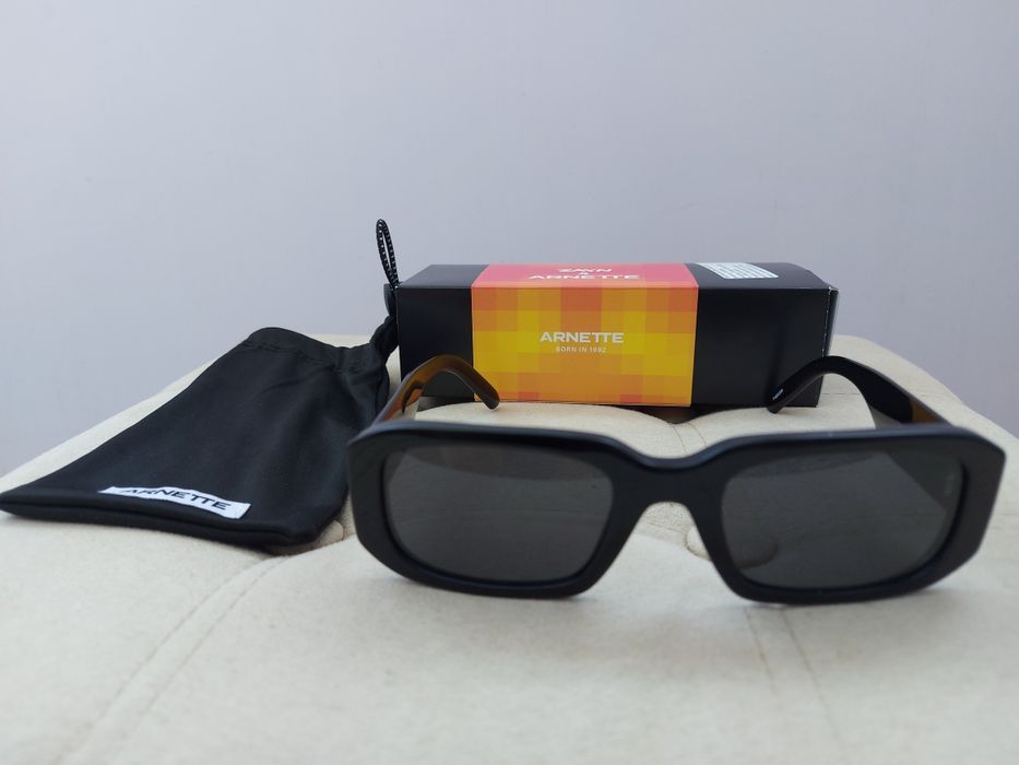 Слънчеви очила Arnette