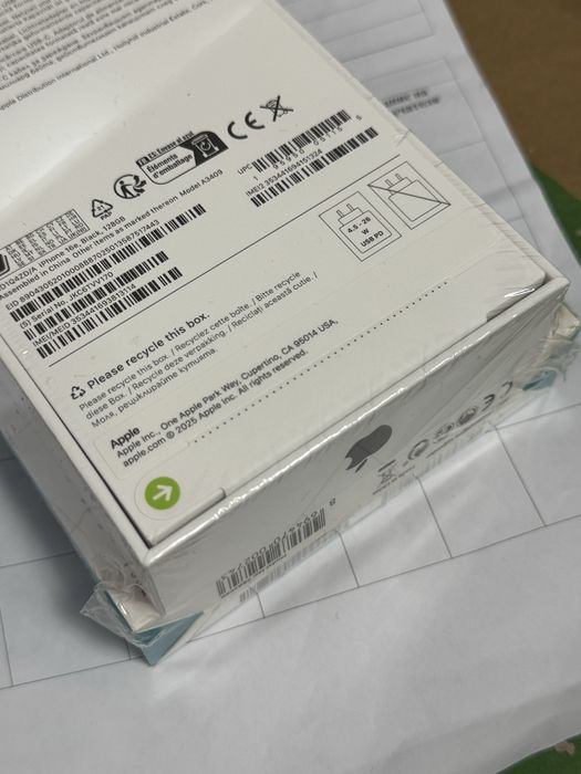 ЗАПЕЧАТАН 128GB iPhone 16e Гаранция A1 2028г. Black / Черен
