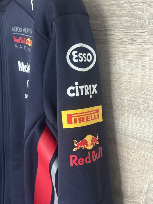 Vând geacă Red Bull Racing F1